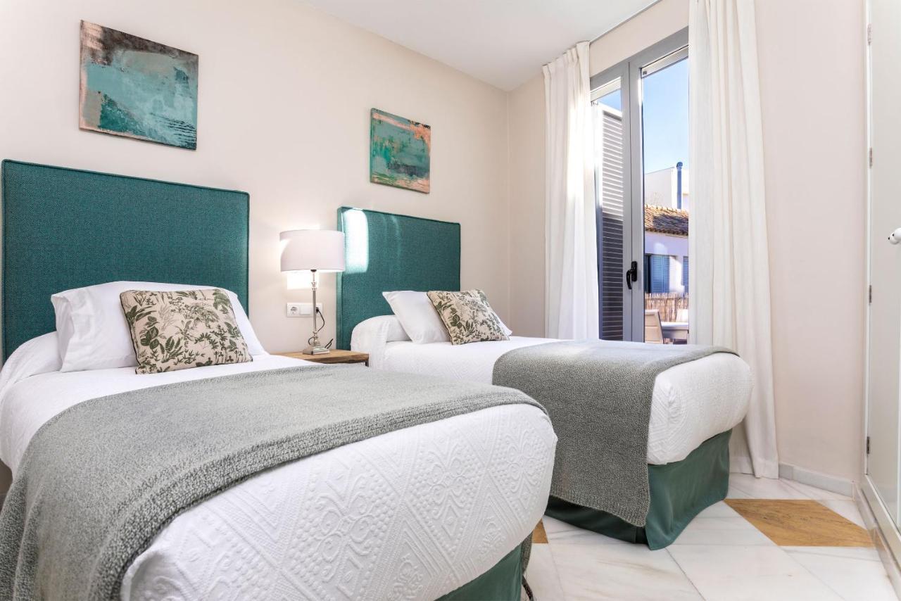 Genteel Home Abades Севилья Экстерьер фото