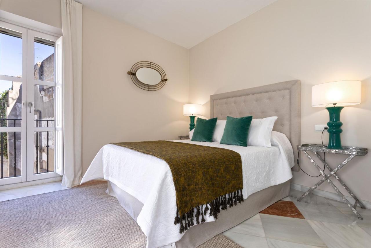 Genteel Home Abades Севилья Экстерьер фото