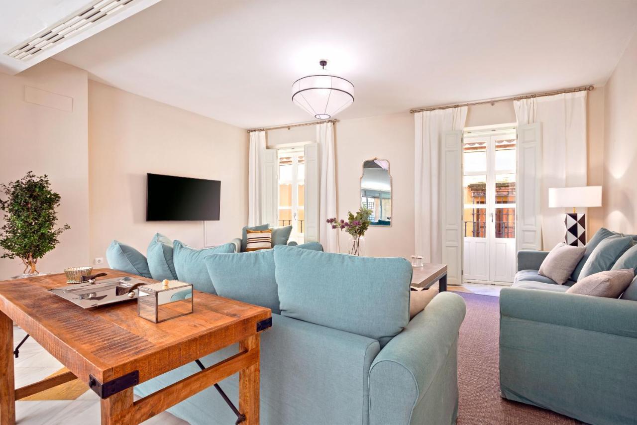 Genteel Home Abades Севилья Экстерьер фото